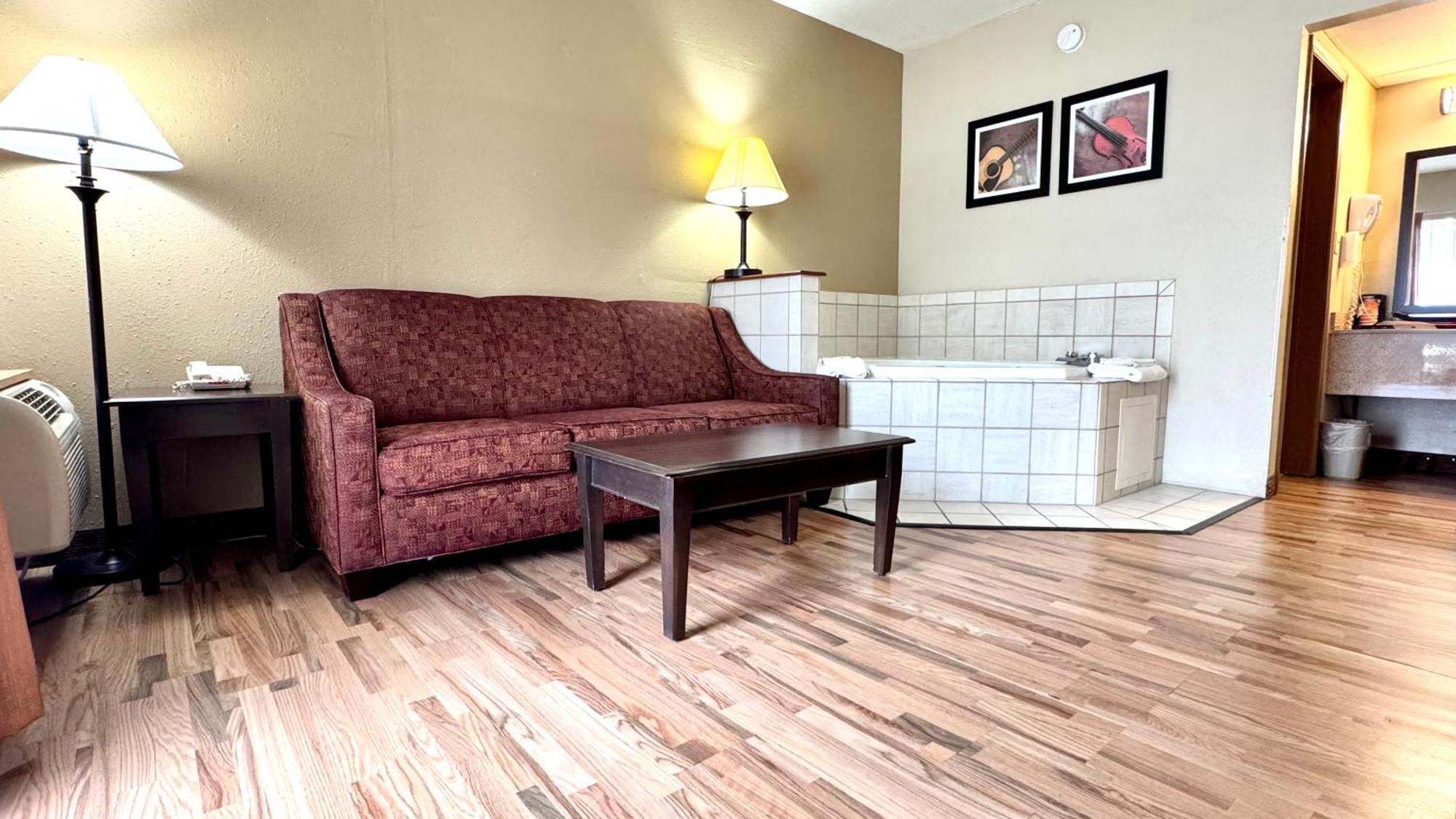 Inn Quality West 3*