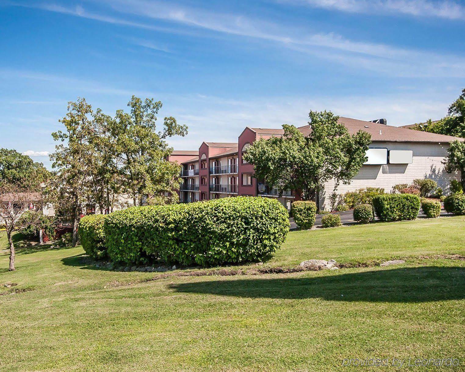 Inn Quality West 2*
